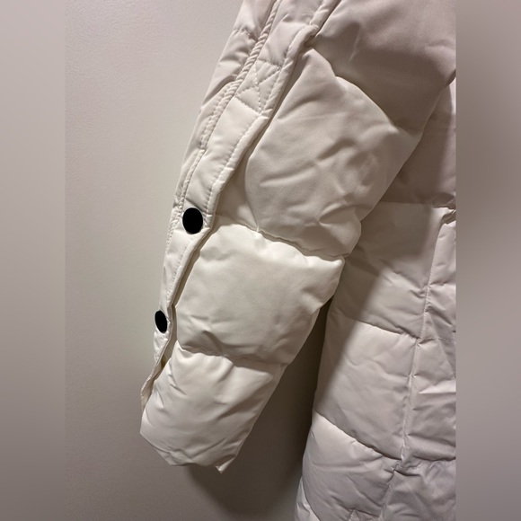 DKNY white coat - Picture 8 of 8